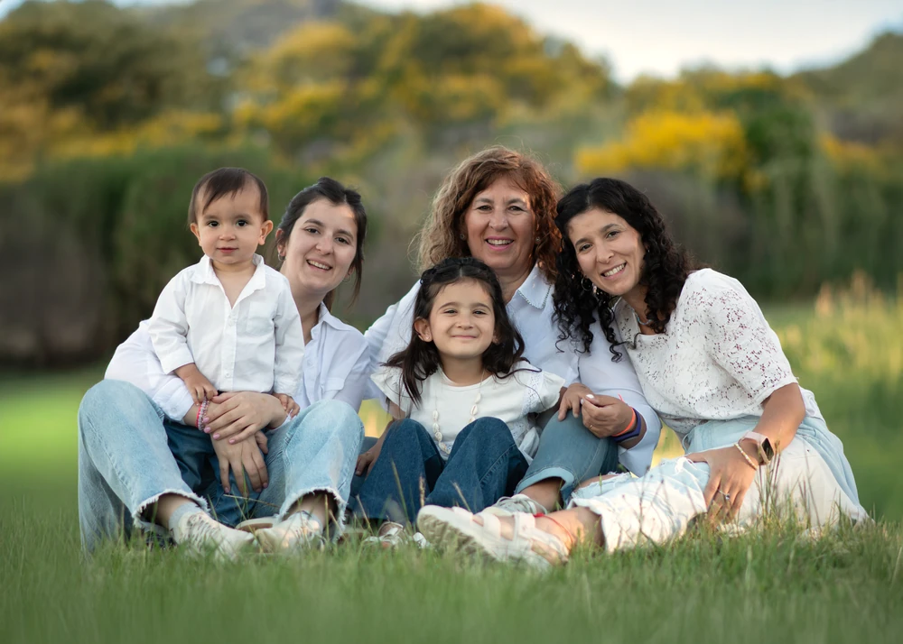 Fotografía de familia en exteriores